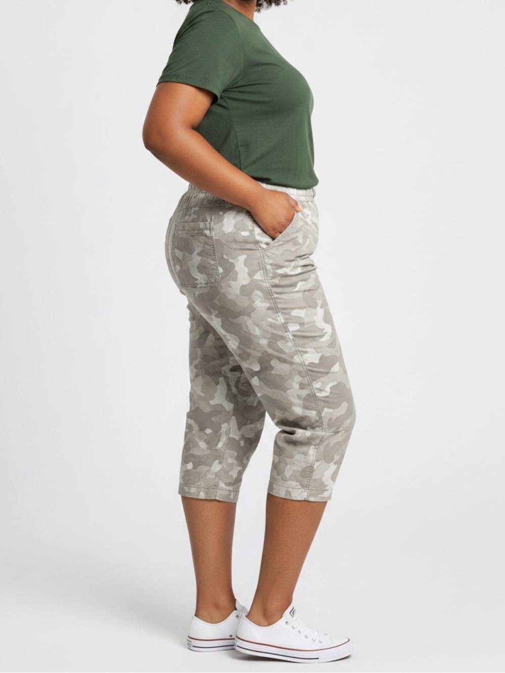 Natural Reflections Plus Size Beige & Cream Camo Crop Capris